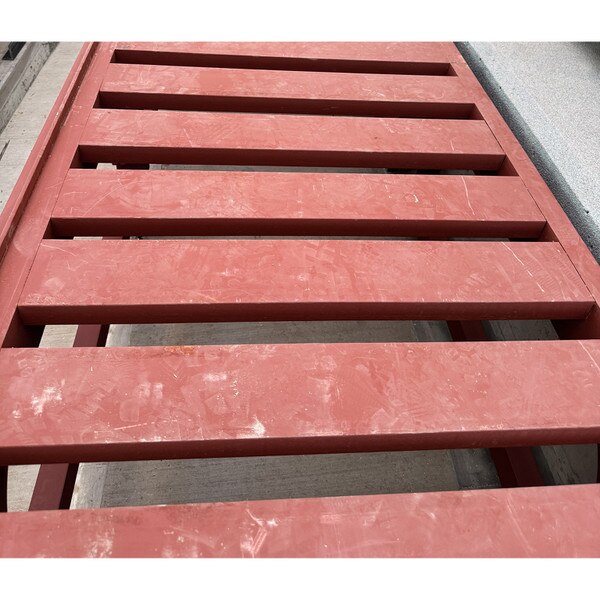 primered steel conveyor frame top